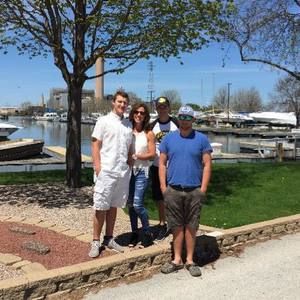 Meet your Posher, Lori